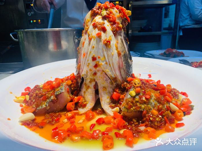 坛宗剁椒鱼头(富兴时代店)坛宗剁椒鱼头中份图片