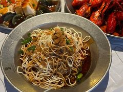 -巴厘龙虾·榜首油焖大虾(音乐学院·沿江酒馆店)