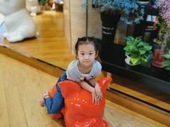 -潮童星少儿模特时尚中心(黄浦博荟广场店)