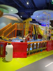 -MELAND CLUB亲子乐园•派对(虹桥万象城店)