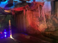 -泰安地下龙宫景区