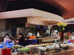 -荣誉国际酒店-云顶旋转餐厅