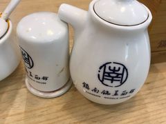 -镇南锅盖面馆(解放路店)