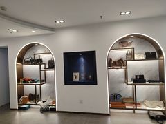 -聚云奢二手奢侈品黄金手表包包回收·中古店(上海店)