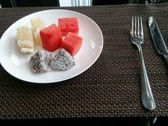 -唐拉雅秀酒店-西锦汇空中BBQ·思创餐厅