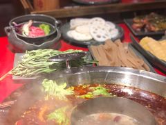 -谭鸭血老火锅(漳州路店)