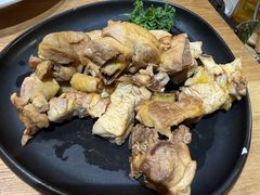 -一朵菌·野生菌探索家火锅(南亚店)