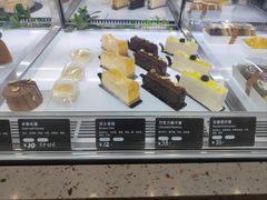 -Dough&Joe团憩(瑞虹天地月亮湾店)