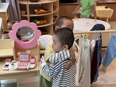 -红黄蓝成长中心(海淀上地店)