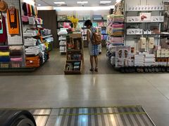 -裕华国货(牛车水总店)