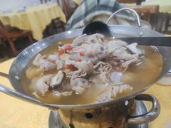 酸汤浸肥牛-成惠食府(赤岗店)