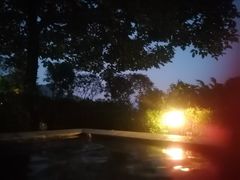 -英德宝晶宫天鹅湖茶语温泉