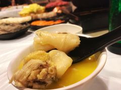 -鲜入围煮花胶鸡海鲜火锅