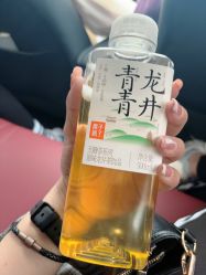 -小黑瓶美甲美睫