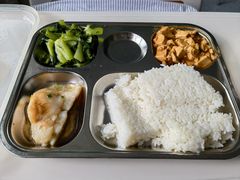 -上海市松江区泗泾医院