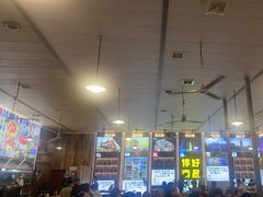 -冶建镜子·老南昌大排档·江西虾王(总店)