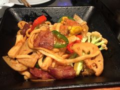 四季盆盆炒-烟火鱼乡(京华城店)