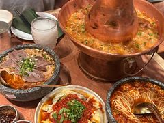 -浩海火燒雲傣家菜(芮欧百货店)