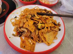 -柳大厨螺蛳粉(人民路总店)