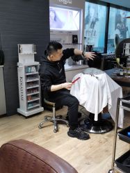 -意廊 Hair Salon