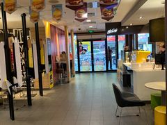 大堂-麦当劳(新闸路店)