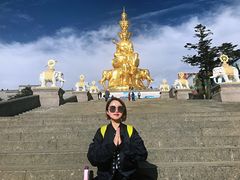 景点-峨嵋山金顶