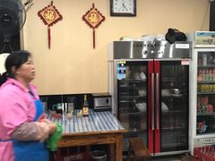 大堂-潘国仙耳光馄饨(黄家阙路店)