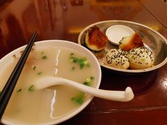 本帮肚肺汤-三两春(浦三路店)
