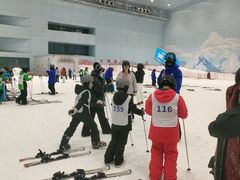 -哈尔滨热雪奇迹