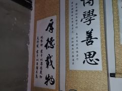 -荒岛实景沉浸密室(江汉路1店)