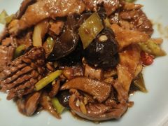 传统爆三样-新侨小馆(东直门北小街店)