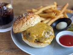 cheese&nbsp;burger-BAIA 巴亚