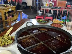 -正南齊北重庆老火锅(光华村直营店)