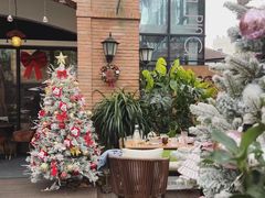 -Fridi Patisserie Cafe