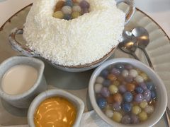 咸蛋冰-Cheevit Cheeva(Sirimangkalajarn)