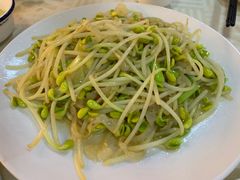 大豆芽菜炒海蜇-华哥私厨-原醉琼楼