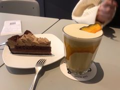 可可咖啡蛋糕-Seesaw Coffee(上生新所店)