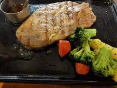 -必胜客(机场路店)