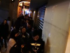 等位区-明记牛杂(新马路分店)