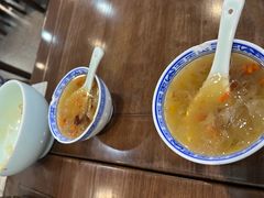 -蟹上黄·蟹黄面·江南糖水(人民广场店)
