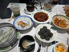 爆浆黑芝麻汤圆-欧记大排档·景德菜(上海首店)