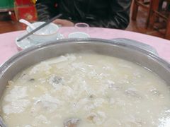 -侠成水上农庄(工业大道店)