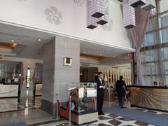 -尊爵天际大饭店 (近台茂)