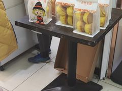 -金色麦甜糕点(面包.蛋糕.华苑店)