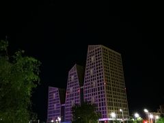 -滨河世纪广场公园