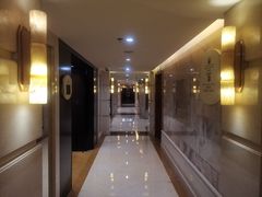 -上海红塔豪华精选酒店