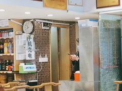 -川流不息·地道川菜·小龙虾(松东路店)