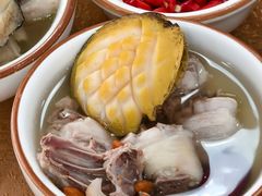 -濠轩阁特色生蚝火锅(水湾路店)