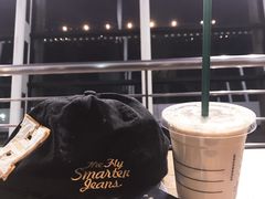 -星巴克(浦东机场T1国际27号口店)