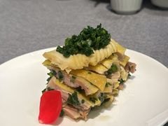 -HOMES上海本帮菜(襄阳公园店)